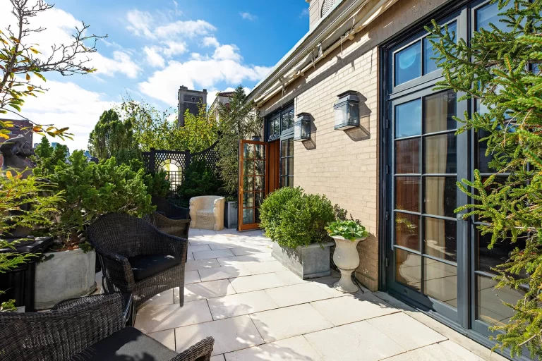 812 Park Avenue